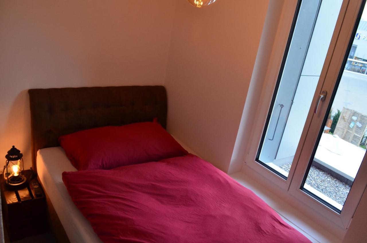 Guesthouse Meitschi Thun - Contactless Self Check-In Экстерьер фото